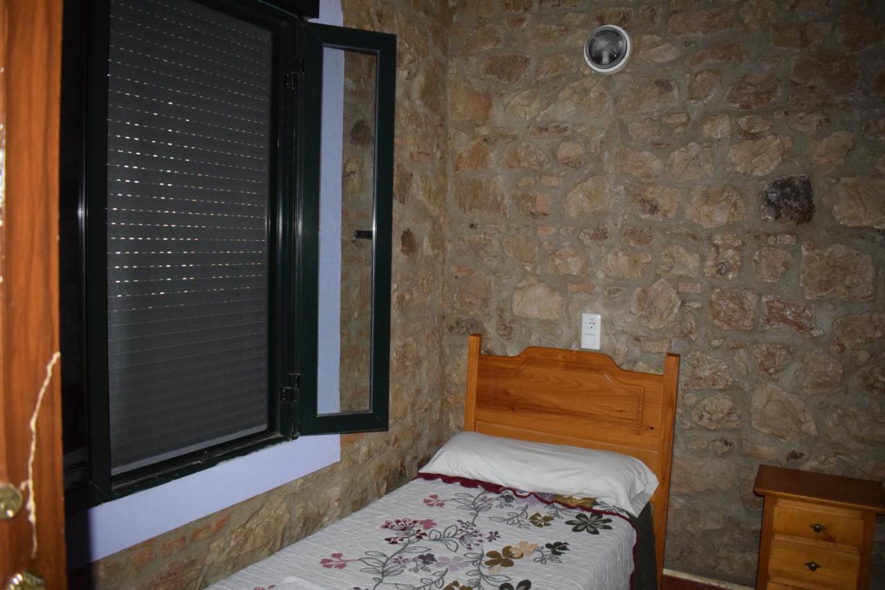 Albergue Rural Zarza Capilla Exteriér fotografie